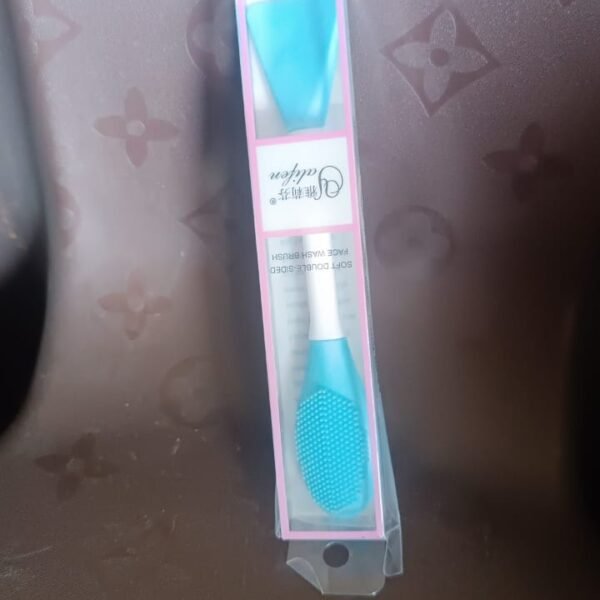 2-in-1 Silicone Face Scrubber (1 Pc)