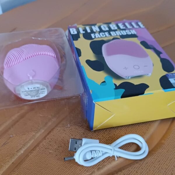 225e83ca-1c3a-4b87-b929-6d2068b9ad04.jpg Rechargeable Sonic Silicone Face Cleansing Brush