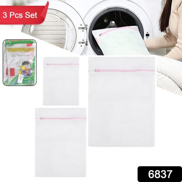 227_c7c272f8-0e6f-4448-8c56-081132ad2638.jpg Reusable and Durable Zip Mesh Laundry Bag 3 Different Size (3 Pcs Set)