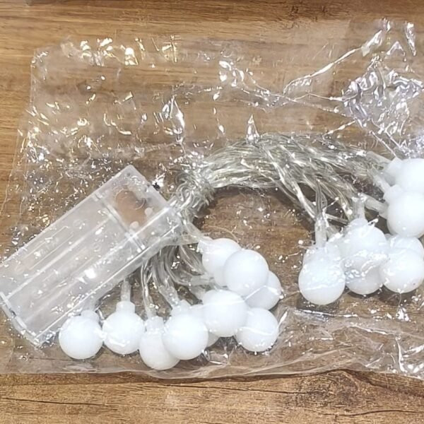Battery Operated Warm White Globe Ball String Light