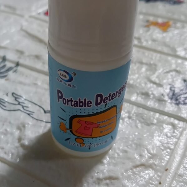 251a0d6d-12a9-4aed-aeb1-0789dcb02137_61f8a29c-151d-411a-8a60-6d91ef118856.jpg Clothes Stain Remover Bead Emergency Stain Rescue Roller Cleaner for Various Fabrics