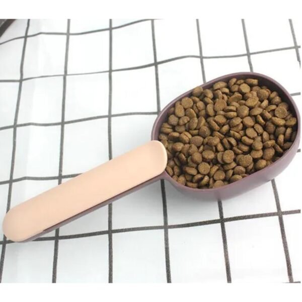 255105_044fb5d1-3b54-4dc7-bde4-449066c711c0.jpg Handle Clip Function Design ABS Food-Grade Materials Pet Food Shovel