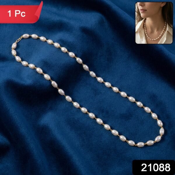 Elegant Pearl Beaded Necklace with Gold-Tone Link Detailing (1 Pc)