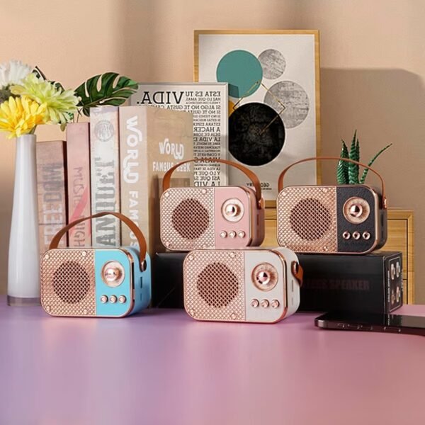 28_massager.jpg Vintage Style Wireless Portable Speaker with Retro Radio (1 Pc)