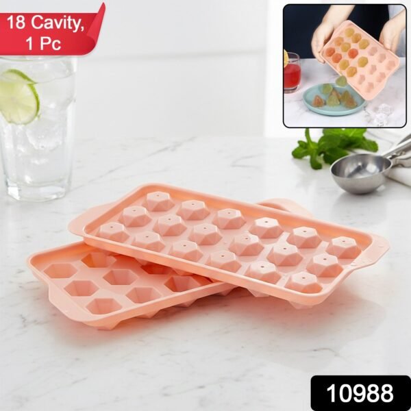 Durable Plastic Ice Cube Tray (1 Pc)