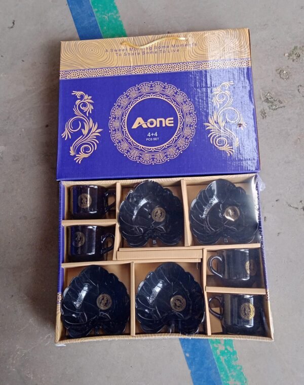 29193f19-bf86-4793-82d7-62ef88e7fa36.jpg A One Ceramic Tea / cups / Mug Set With Leaf Shape Serving Bowl (8 Pcs set)