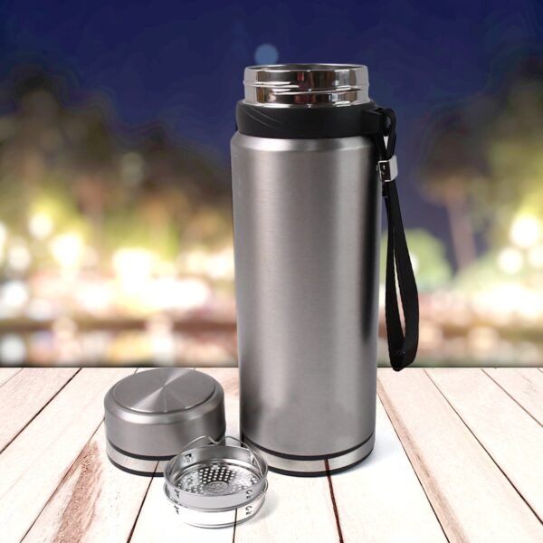 2_f7c9d108-8aac-4842-b939-2065a4bbc8c3.jpg Double-Wall Stainless Steel Vacuum Insulated Bottle (1000ml Approx)