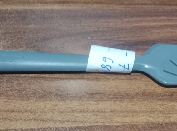 Silicon Whisk Cleaner Kitchen Tool / Whisk Scraper Tool (1Pc)