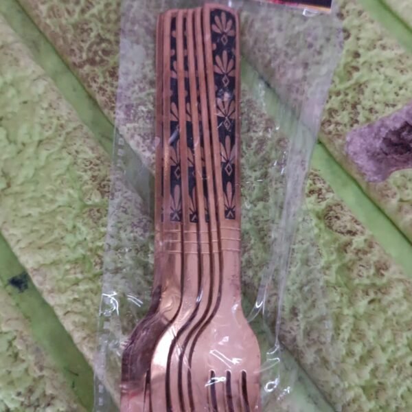 2f2649ce-dd0b-43af-ad04-d7a037c5fe1f.jpg Stainless Steel Premium Fork Traditional Design Tablewar (6 Pcs Set / Golden)