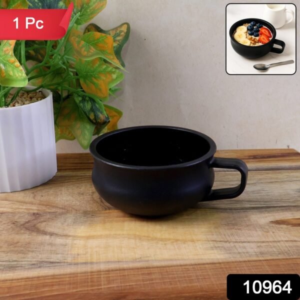 2f7f4674-dd16-4e18-8b85-016c3070f042.jpg Premium Large-Capacity Deep Handle Bowl (1 Pc)