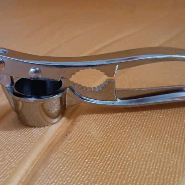 2 in1 Garlic Masher Premium Garlic Press & Walnut Cracker Opener (1 Pc)