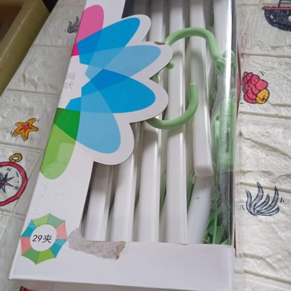 Adjustable Clothes Hanger with 29 Clips – Windproof Dryer Rack