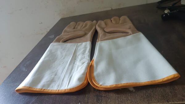 36d778c3-502c-4595-a869-bbf1e7eddd57.jpg Garden Gloves for Gardening Work (1 Pair / B Grade / Big)
