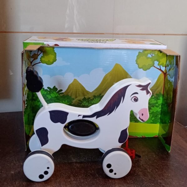 Hourse Pull Along Toddler Toy with Attractive Design