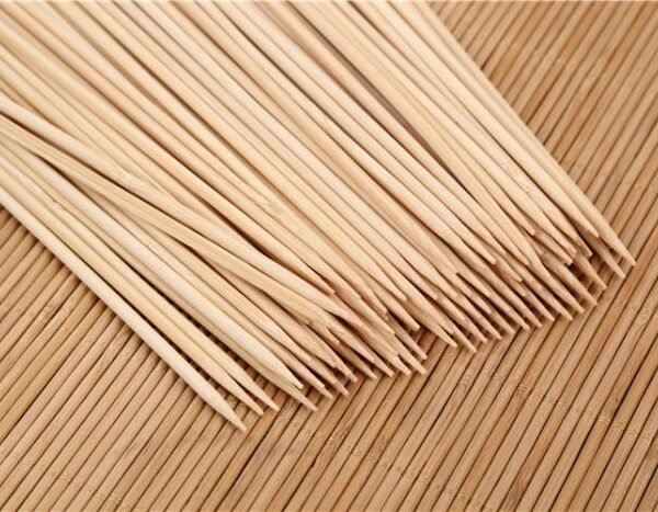 Camping Wooden Bamboo BBQ Skewers 20 cm  Sticks for Meat Party Pack
