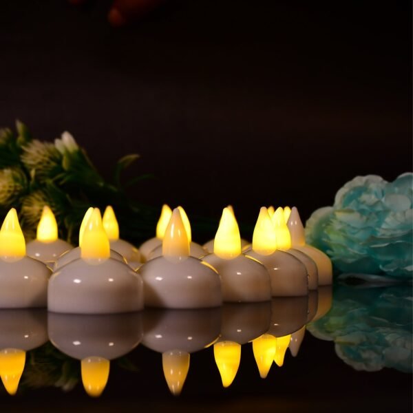 Flameless Floating Tea Light Candles – Battery Operated Set of 8 in Box