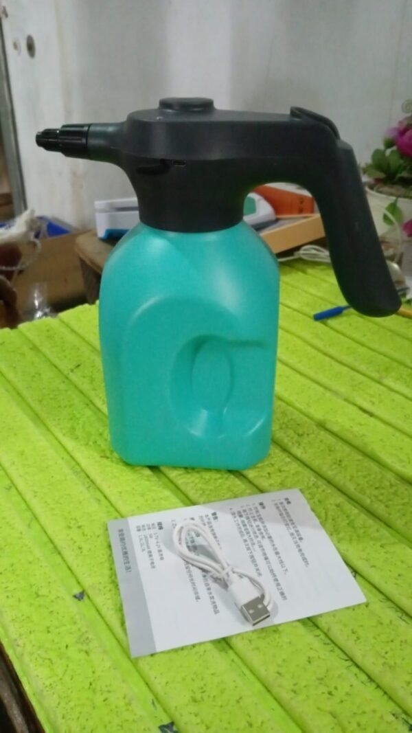 3a3aed58-747d-4e6e-a44d-a4d0fda2f37b.jpg Electric Spray Bottle Garden Sprayer Automatic Watering Can (1Pc / 2Ltr.)