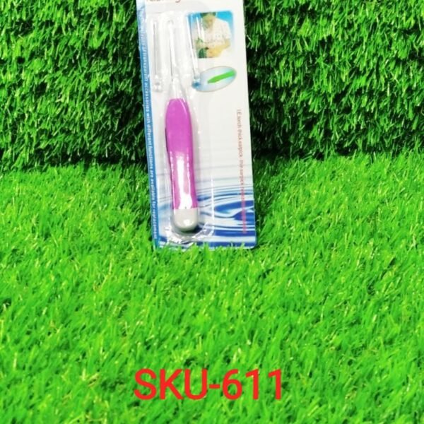 3e310f87-d628-45ae-bad5-64b0691cd436.jpg LED Flashlight Earpick with Tweezer