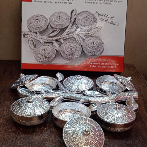 Tree Shape 6 Compartment Mukhwas Dani Serving Tray For Home & Kitchen Use