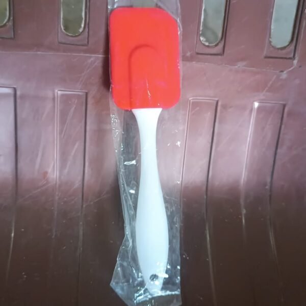 40123eaa-7a17-405e-9d6a-85d3f7977a7b.jpg Silicone Cooking Spatula for Baking (1 Pc / 18 Cm)