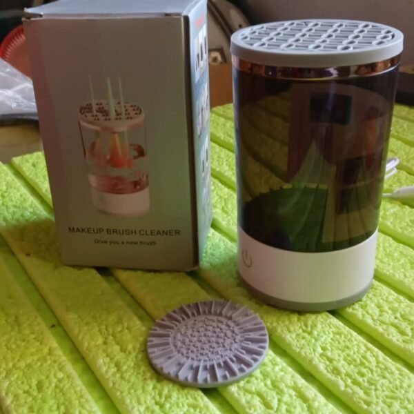 Automatic Makeup Brush Cleaner Fast Electric Brush Cleaner  (1 Pc)