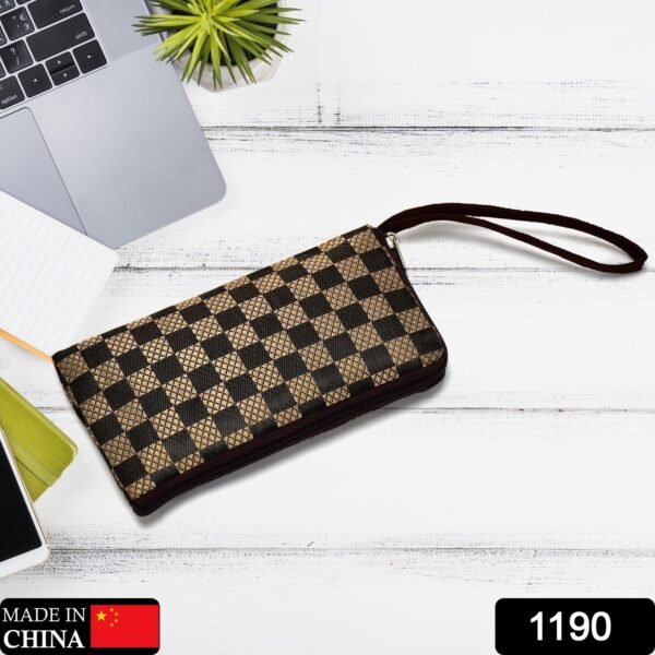 4369dd29-c5cc-4dd5-8f46-33c3c824fd6d.jpg Reusable Multipurpose Washable Women's Pouch with Zip (Mix Design / Mix Size)