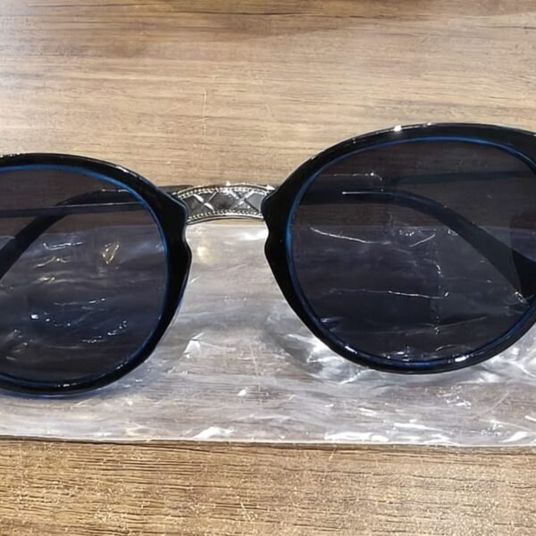 4506402e-c864-4247-af45-85cd5404e307.jpg Blue UV Protected Round Sunglasses, classic Sunglasses for Men & Women, Lightweight