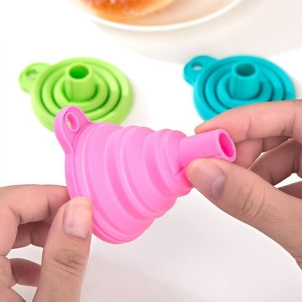 467703.jpg Silicone Funnel for Kitchen Use Oil Pouring Sauce Water Juice