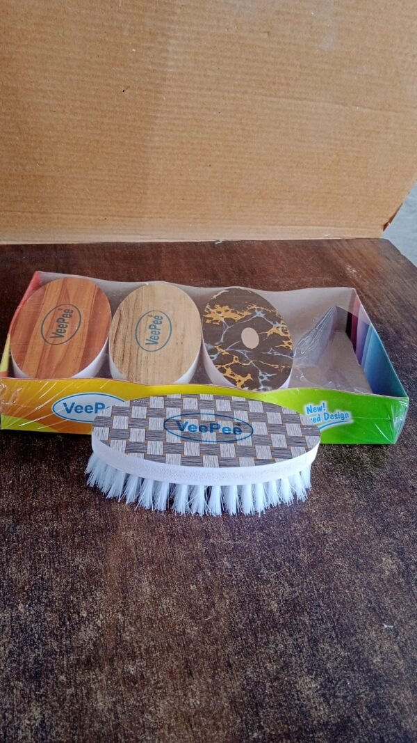 4701870e-ca58-482d-b90b-d501be44564f.jpg VeePee Oval Cloth Washing Brush Set (4 Pc)