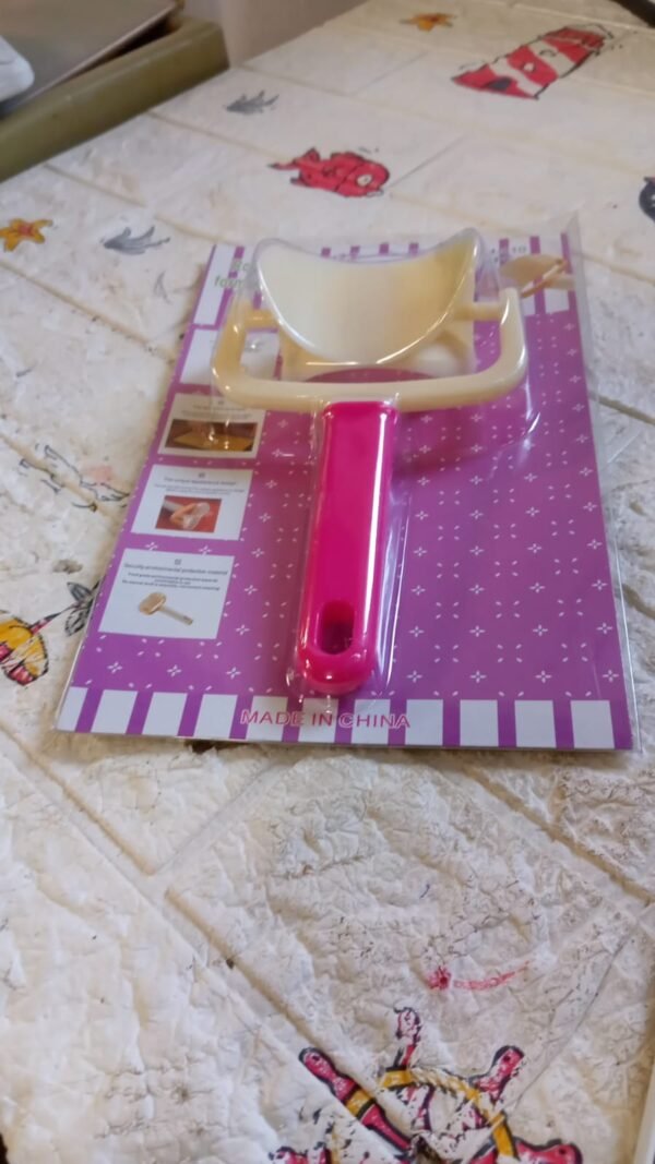 4800375c-8a5a-4283-be1f-2af66c6b9aab_a4dfe47f-7b9c-405b-acc9-e9a2636a6ee1.jpg Plastic Cake Ball Cutter - Round Roll Forming Mold for Baking & Puri Making (1pc)