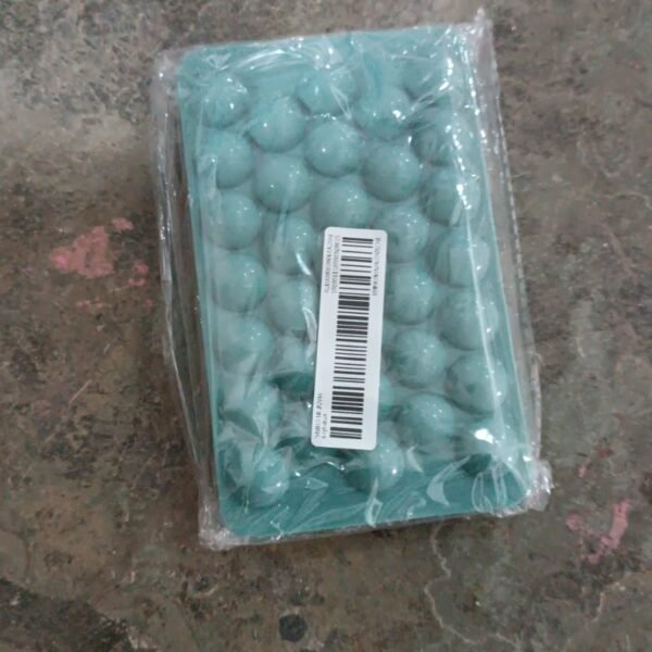 Plastic Round Reusable Ice Cube & Candy Ball Mold, 33 Moulds (16.5×10 Cm / 1 Pc)