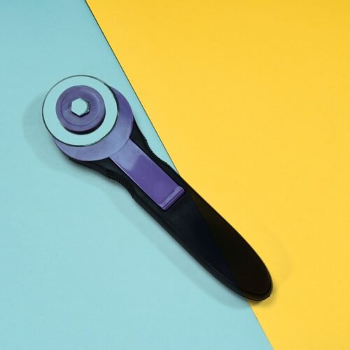 4_cd8983ca-6b74-4bf9-b426-cf45c40094e5.jpg Manual Sewing Roller Cutter Rotary cutter