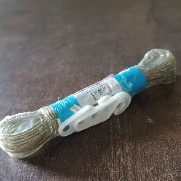 Clothesline Portable Travel Clothesline Adjustable with 2 Plastic Hooks (10 M Approx / 1 Pc)