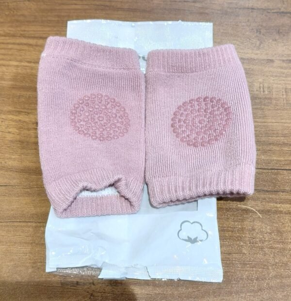 4d2dec12-702c-42da-8f1a-5cbcb74f0f7c.jpg Pink Toddler Wool Knit Leg Warmer (Knee Guard)