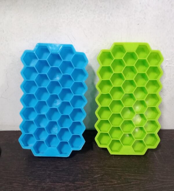 4f1e532f-d3ee-4f9d-9e6f-61fcf2d54795.jpg Flexible Silicone Ice Cube Tray, 37 Small Cubes , Fridge Use