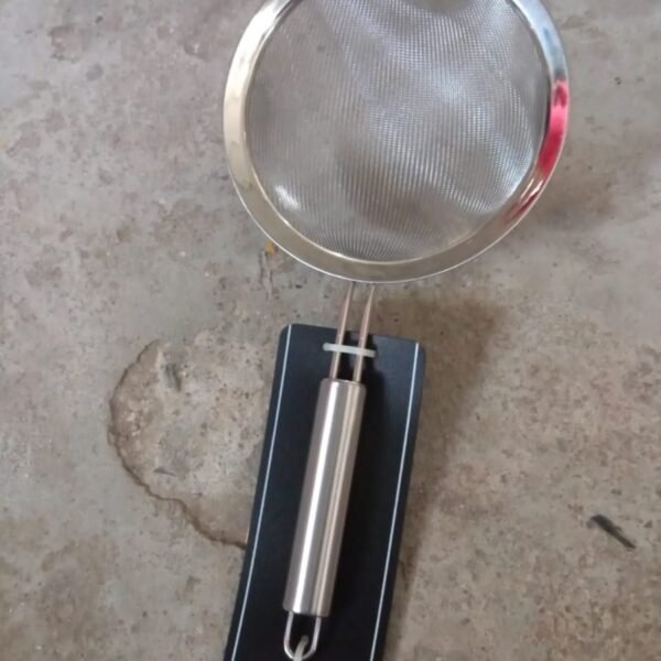 Mesh Sieve Quality Stainless Steel Fine Mesh Strainer with Sturdy Handle and Hook