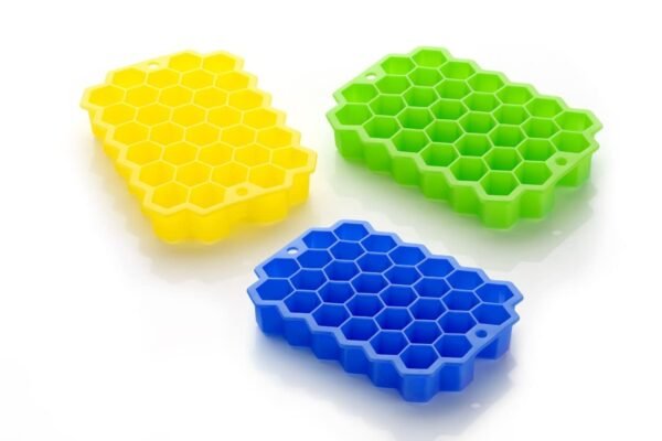 516mjjr3EUL._SL1280.jpg Flexible Silicone Ice Cube Tray, 37 Small Cubes , Fridge Use