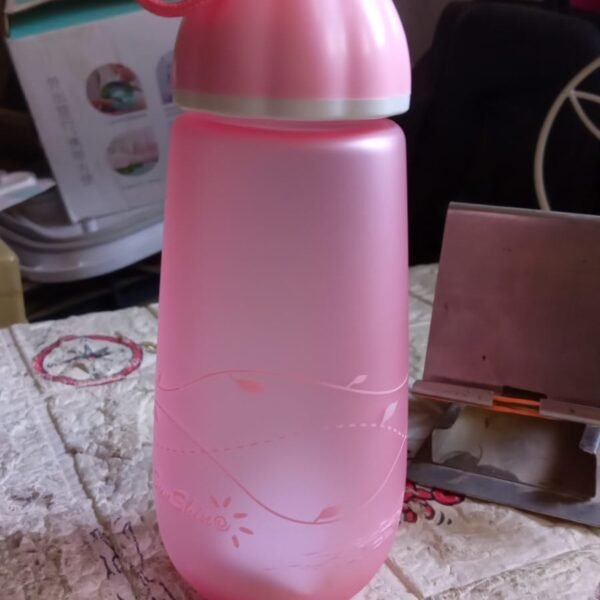 Unique Shape Premium Plastic water bottle With Dori  (1 Pc / 550 ML)