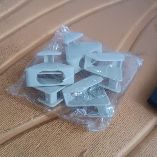 Multi-Functional Plastic Triangle Hanger Connector Hooks 5 Pcs Set