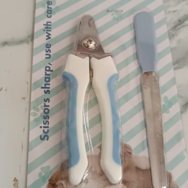 56cec88a-a3d6-4c32-b684-2c6372cc9741_abb93da2-06b7-4ac4-a3e1-52af3d83dcf5.jpg Pet Nail Clipper and Nail File Grooming Kit for Dogs and Cats (Mix Color / 2 Pc)