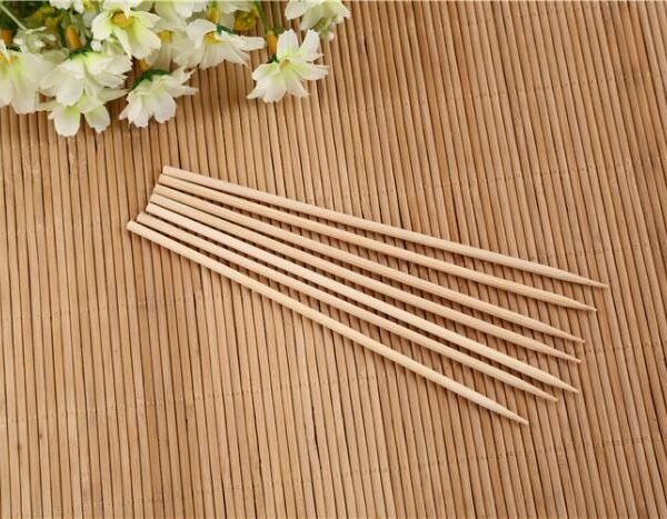 Camping Wooden Bamboo BBQ Skewers 20 cm  Sticks for Meat Party Pack