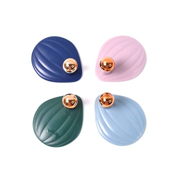 5_447e57e2-2409-4914-88c9-fc94c6f4c44a.jpg Self Adhesive Wall Hooks Waterproof Adhesive Sticky Stylish Hooks (4 Pc)