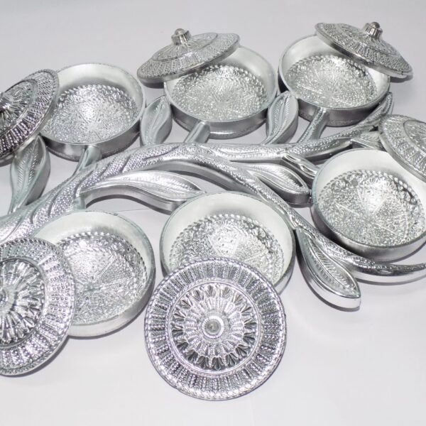 Tree Shape 6 Compartment Mukhwas Dani Serving Tray For Home & Kitchen Use