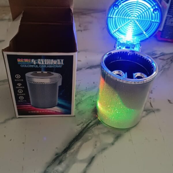 Premium Quality LED Illuminated Car Ashtray with Lid and Detachable Holder (1 Pc)