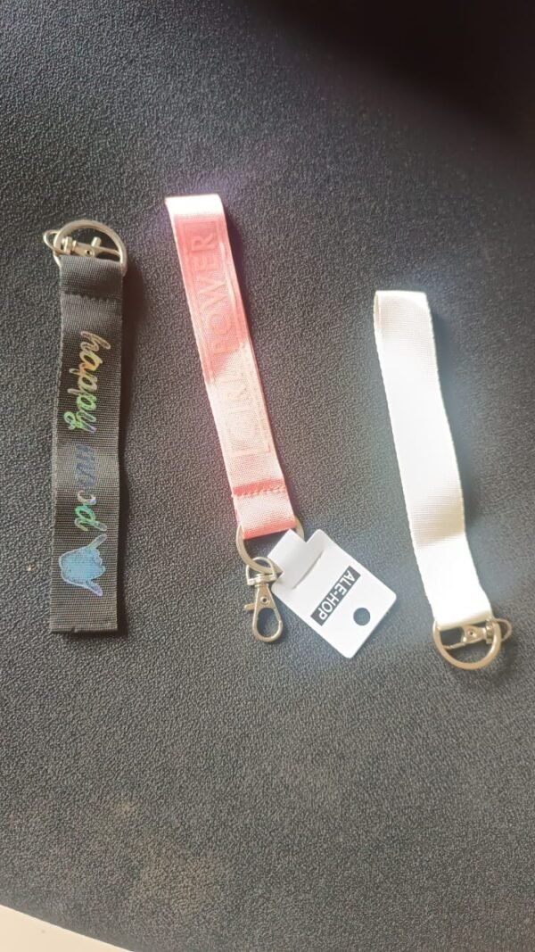 5fccfd14-553c-4597-8db0-6f2f81f71e1d.jpg Fabric Ribbon Keychain (1 Pc, Mix Color)