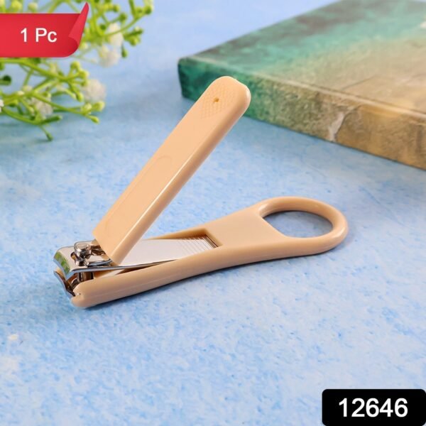 5fda357e-8d8e-4124-a46e-8a752d04cb0c.jpg Ergonomic Ring-Handle Nail Clipper (1 Pc)