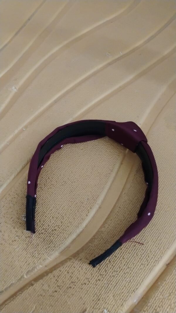 Women's Polka Dot Fabric Knot Hairband – Stylish & Comfortable (1 Pc)