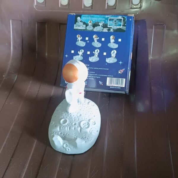 Mobile Holder Astronaut Phone Stand Planet Creative Fun 3D Design (1 Pc / Mix Design)