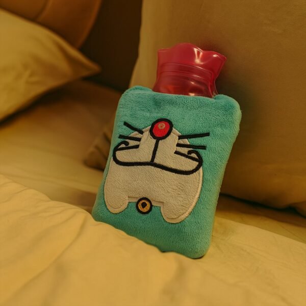 6529.jpg 1 Pc Doremon Cartoon small Hot Water Bag with Cove