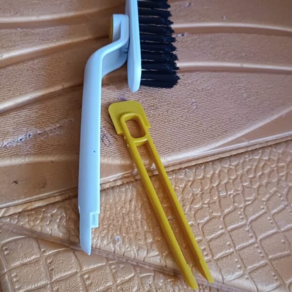 Multi-Function 360° Rotating Crevice Floor Cleaning Brush (1 Pc)